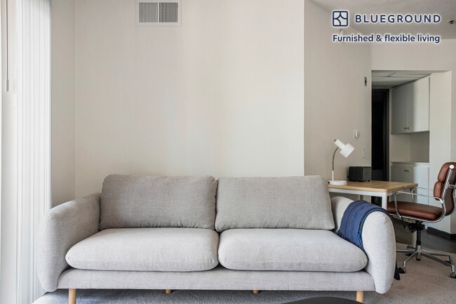 Photo - 10989 Bluffside Dr Unit SI FL3-ID1390