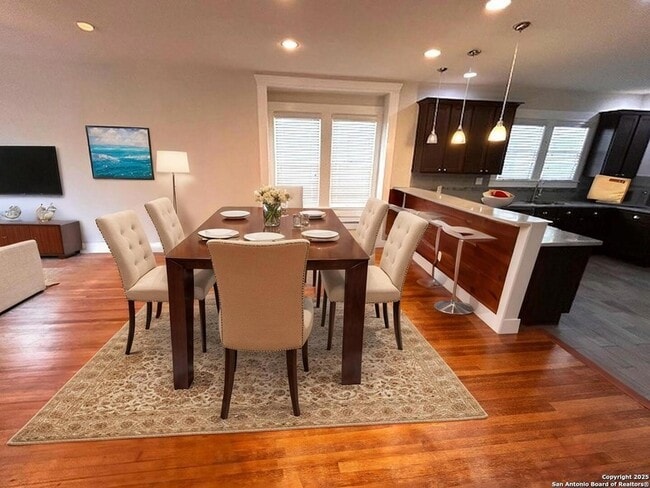 Photo - 1419 Nolan St