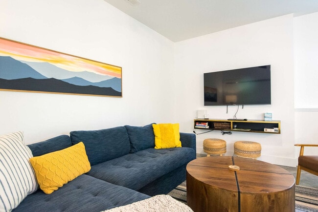 Photo - 1243 Pine Spring Dr Unit SI ID1597180P