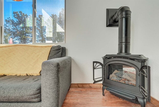 Photo - 71 Pinecrest Rd Unit ID1065700P