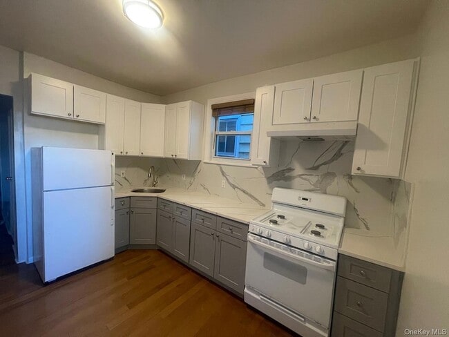Building Photo - 85-13 89th St