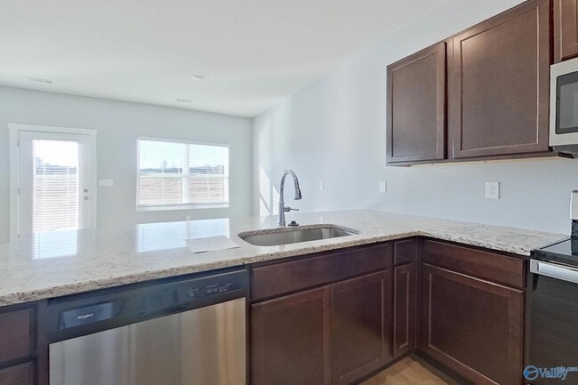 Photo - 6107 Stonewater Ct