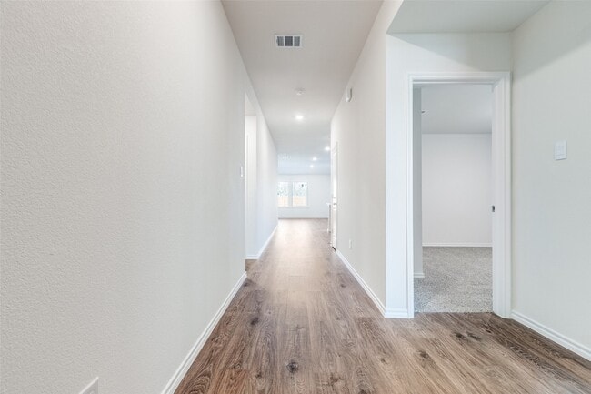 Photo - 1704 Basalt Ln