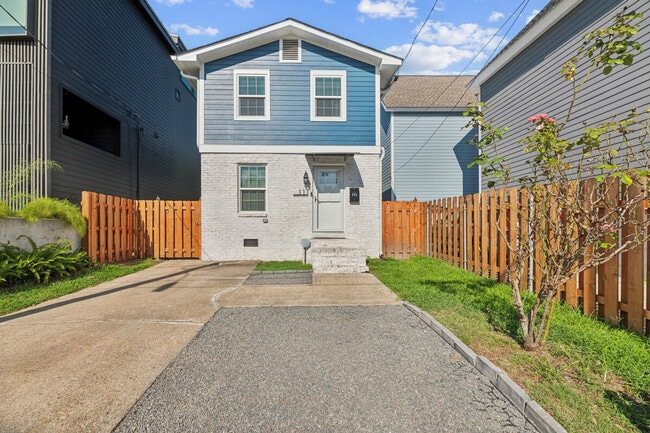 Photo - 111 Hanover St Unit ID1359009P