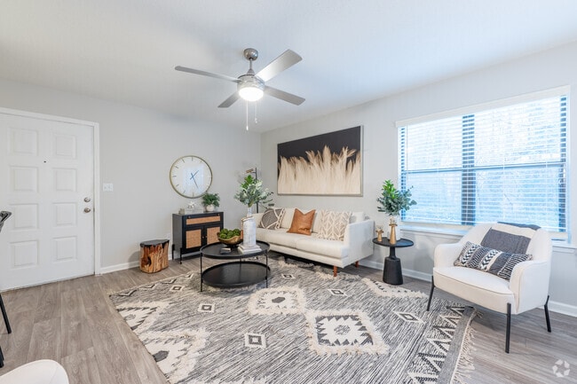 1BR, 1BA - 652SF - Aria - Willow Trail Apartments