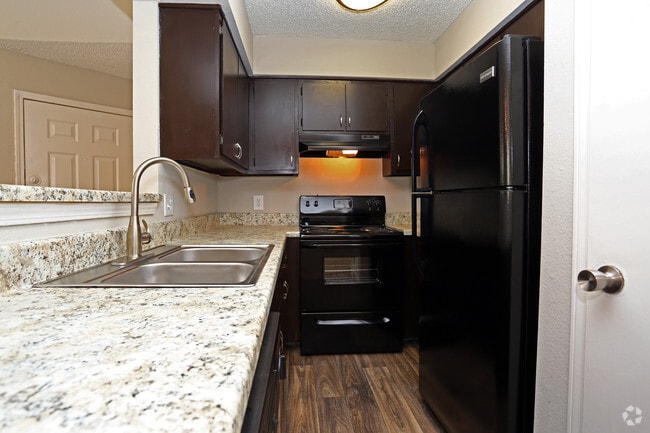 Interior Photo - Walnut Creek @ 122