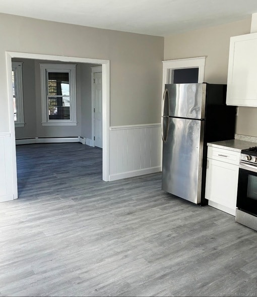 Photo - 465 Burritt St Unit 2nd floor