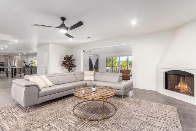 Building Photo - 12935 E Gold Dust Ave Unit SI ID1558643P