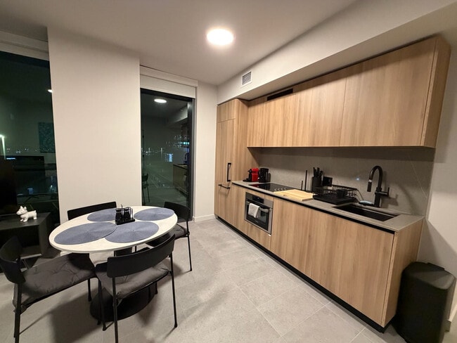 Photo - 121 NE 5th St Unit SI FL33-ID1501135P