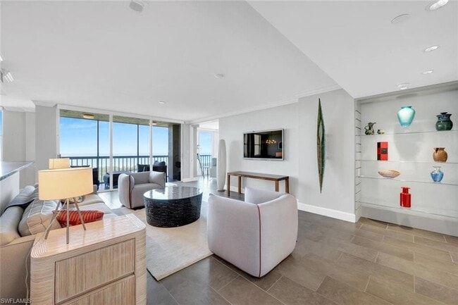 Photo - 6585 Nicholas Blvd