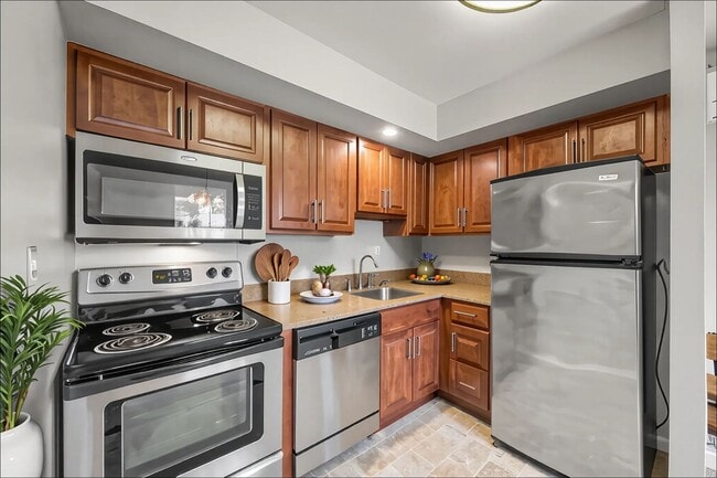 Photo - Metropolitan West Goshen