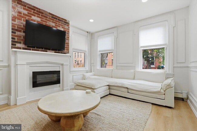 Photo - 132 Jackson St