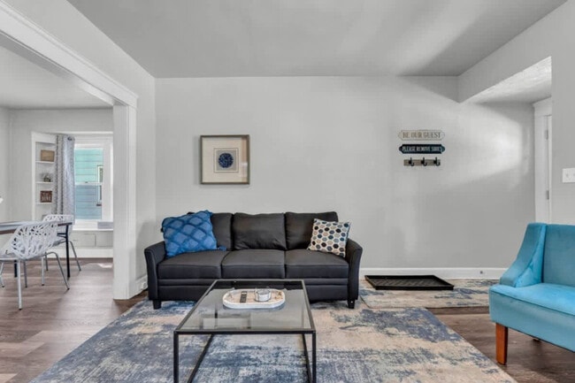 Photo - 1817 Mayview Ave Unit SI ID1496054P