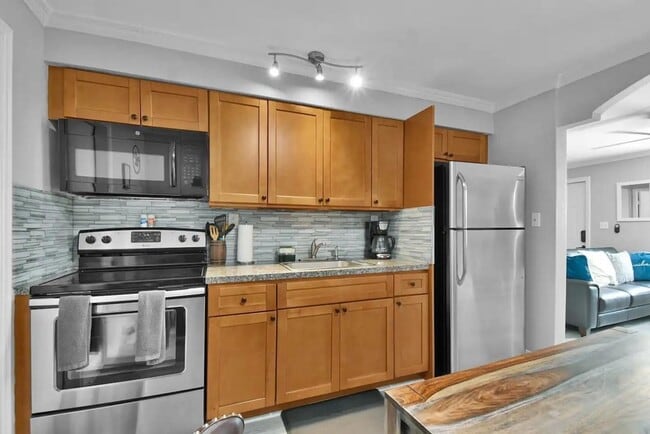 Photo - 1808 SW 20th St Unit 1