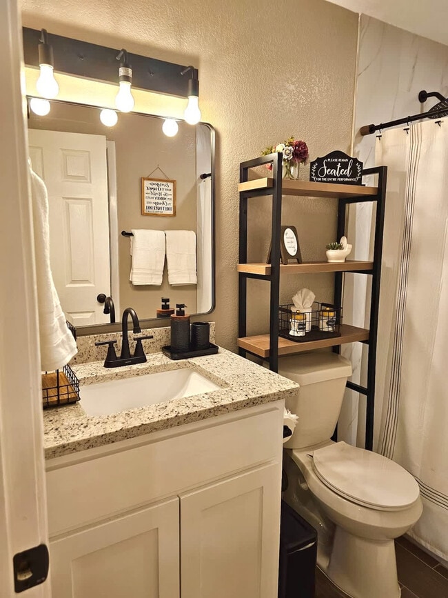 Photo - 30 Buck Ln Unit SI ID1534748P