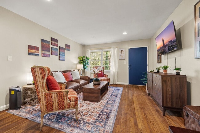 Building Photo - 2160 Lenox Rd NE Unit SI ID1609588P