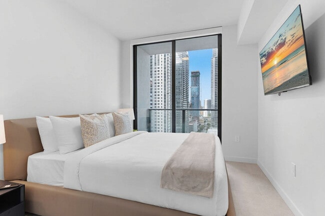 Photo - 501 NE 1st Ave Unit SI ID1499892P