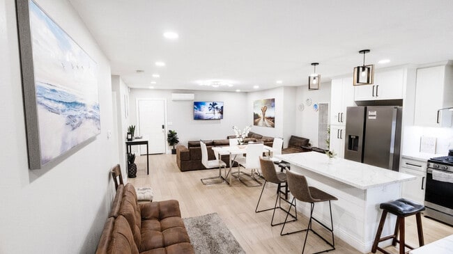 Photo - 1059 Gillespie Dr Unit SI ID1471794P