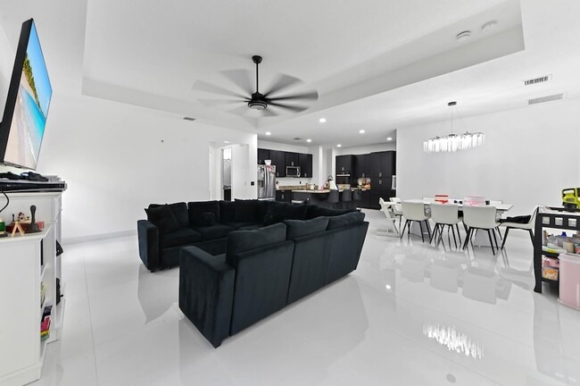 Photo - 7461 Moonrise Dr