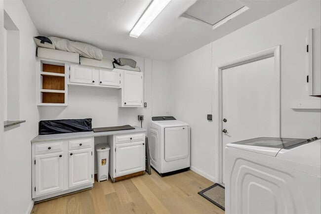 Photo - 1684 SE 10th Ave Unit ID1369668P