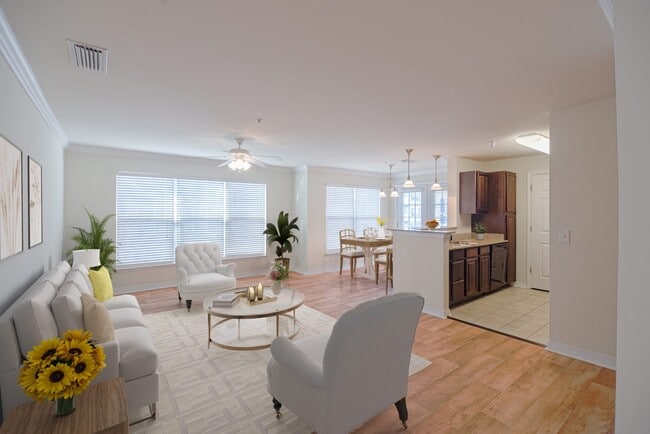 Photo - 10X Audubon Park