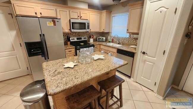 Photo - 9 Doral Dr