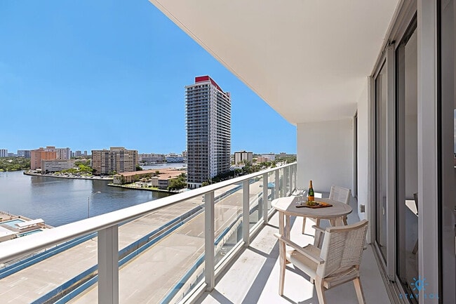 Photo - 4010 S Ocean Dr Unit SI ID1227354P