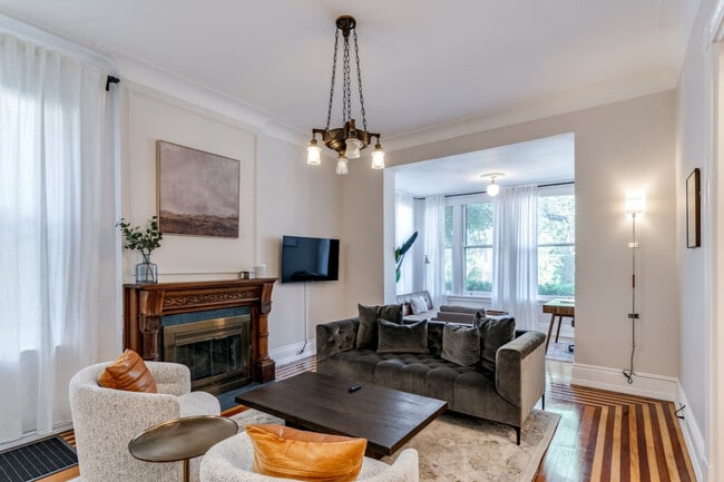 Photo - 351 Thrall St Unit ID1234539P