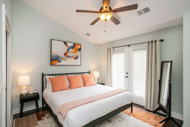 Photo - 1106B Stratford Ave Unit ID1312367P