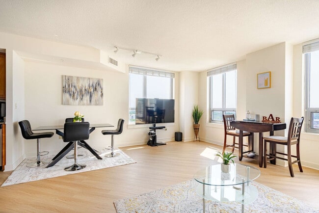 Photo - 1133 East-West Highway-SI ID1461660P Unit SI ID1461660P