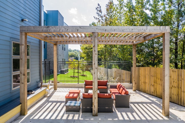 Photo - Ascent at Aldersgate