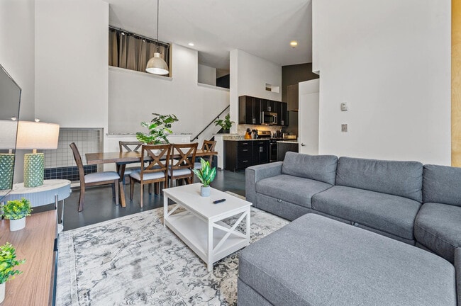 Photo - 160 E Berkeley St Unit SI ID1240308P