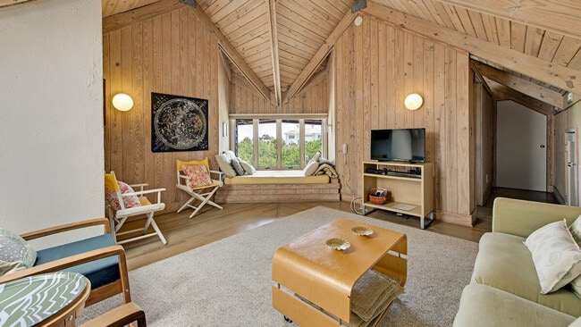 Building Photo - 1217 Debordieu Blvd Unit ID1253375P