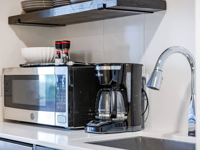 Photo - 1550 NW Naito Pkwy Unit ID1227749P