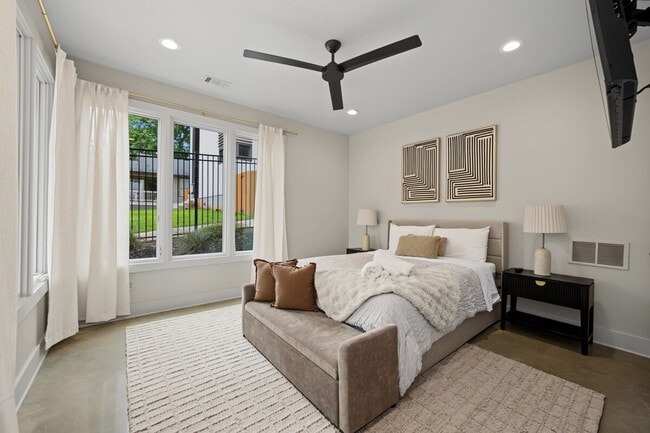 Photo - 1142 Boulevard Dr NE Unit SI ID1609593P