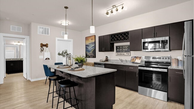 Photo - Springs at Colonial