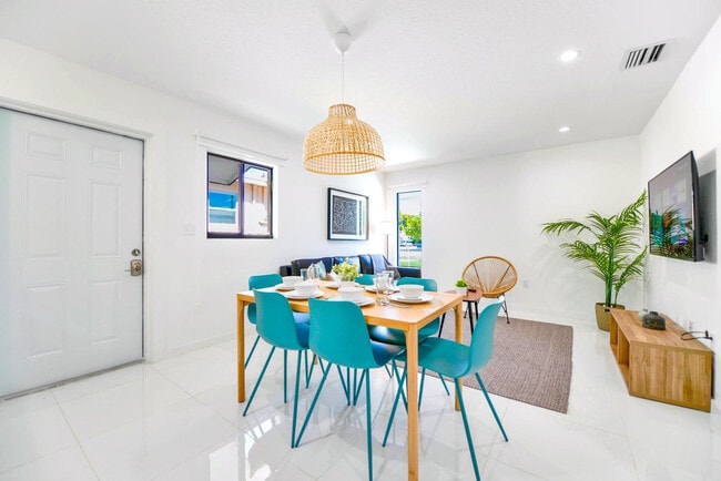 Photo - 2110 NW 66th St Unit FL1-ID1230849P