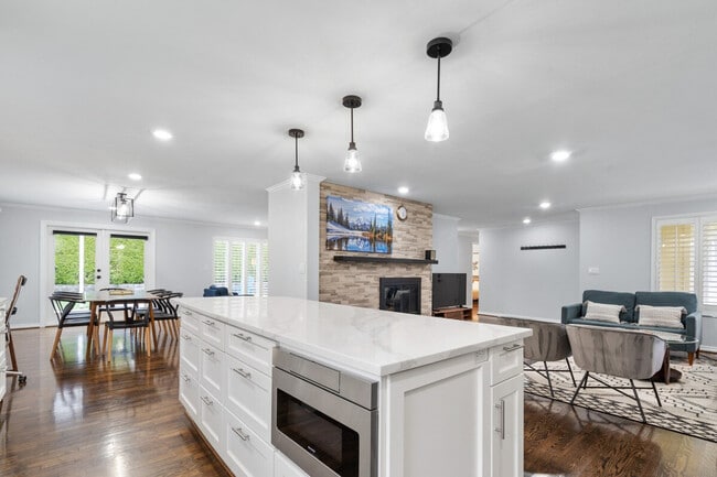 Photo - 14813 NE 15th Pl Unit ID1324829P