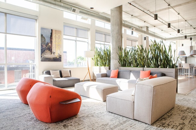 Photo - 1840 N Farwell Ave Unit ID1379022P