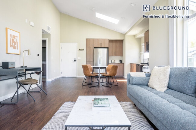 Photo - 111 N Rengstorff Ave Unit FL3-ID590