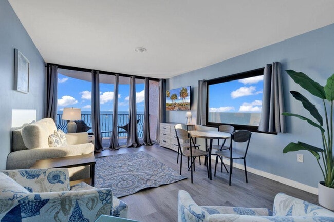 Building Photo - 2406 N Ocean Blvd Unit ID1269964P