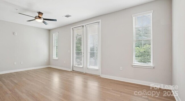 Photo - 4010 Waiting St Unit C3