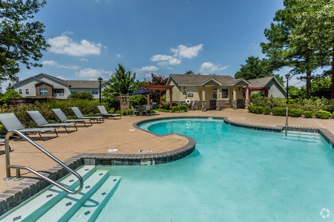 Resident Pool and Lounge Chairs | Apartments in Memphis TN | Waterford Place Apartments - Waterford Place Apartment Homes