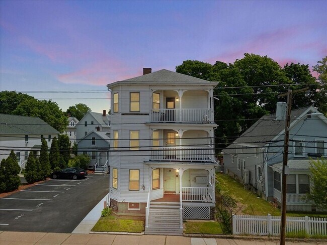 Photo - 26 Pine St Unit A
