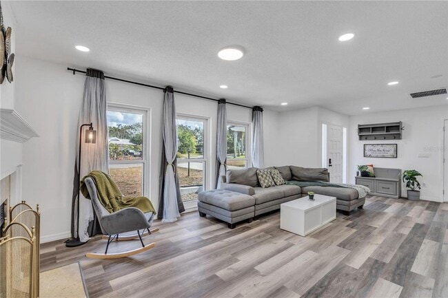 Photo - 1212 63rd St NW