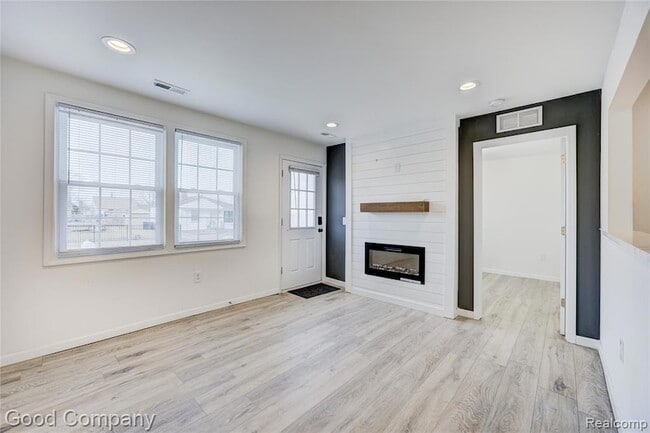 Photo - 23826 Kate Ave