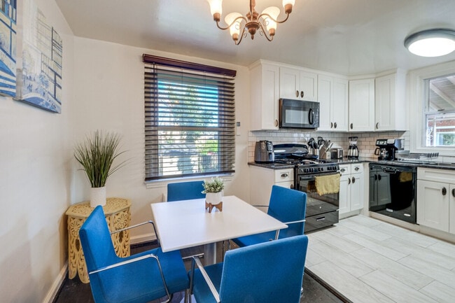 Photo - 2430 S Oakland St Unit SI ID1385650P