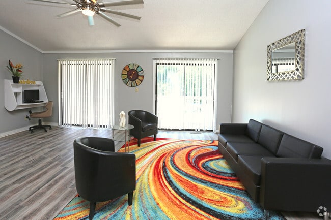 Photo - Raintree Apartments