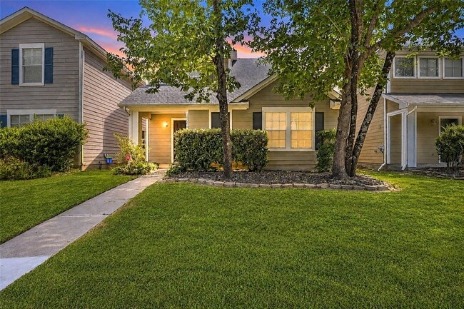 Photo - 18906 Atasca Oaks Dr