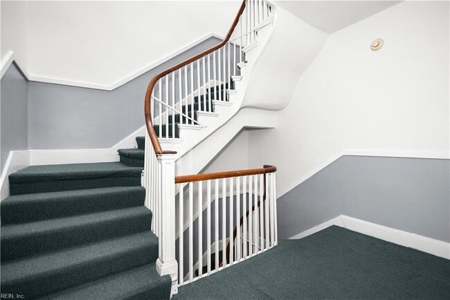 Photo - 600 W Olney Rd Unit 202